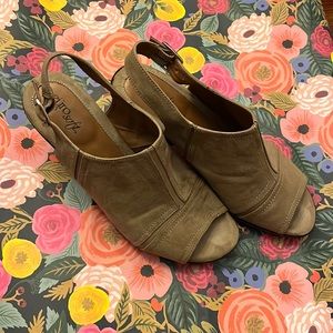 Euro Sofft Size 10 Sandal